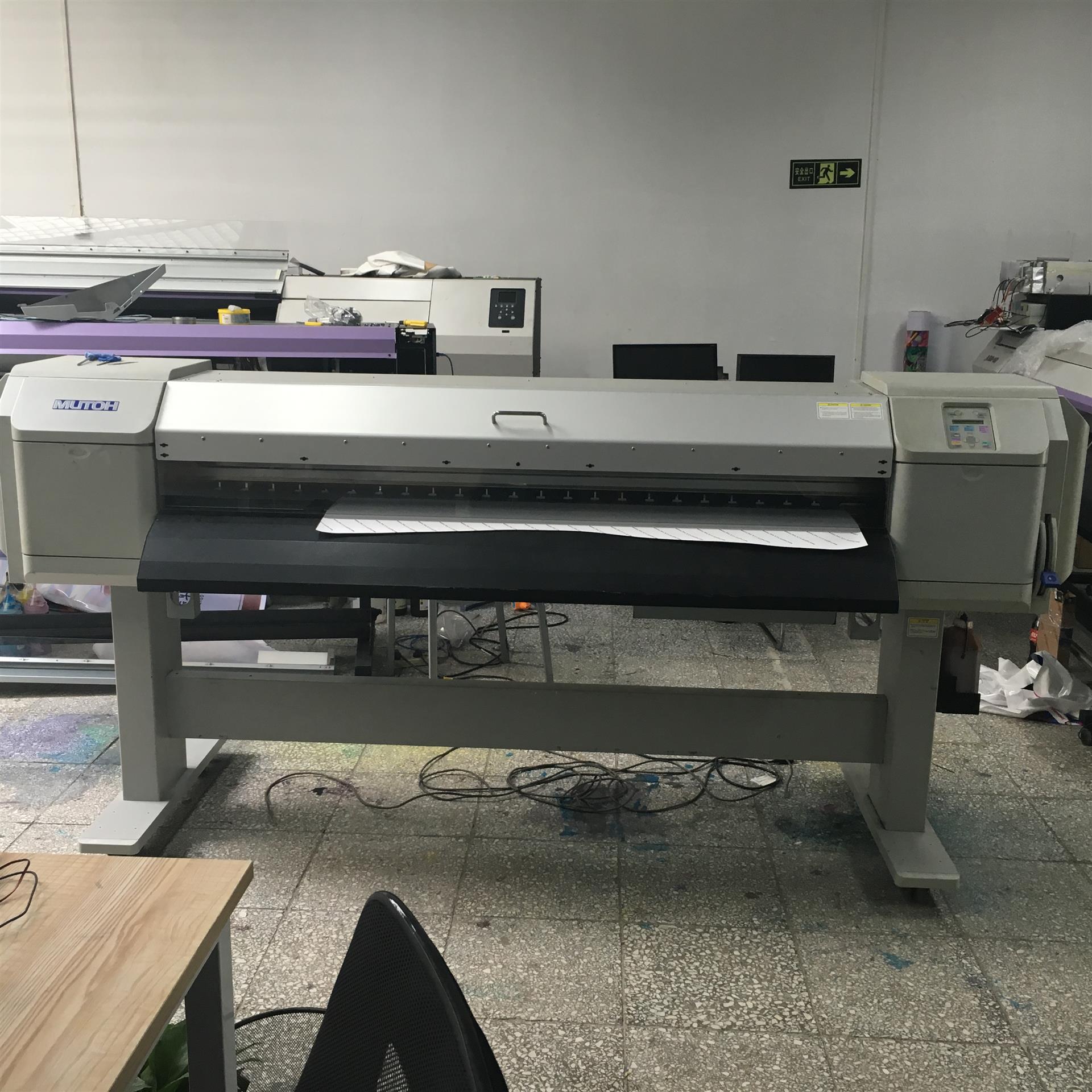 寫真機、噴繪機與噴墨打印機 精準區分與專業應用指南